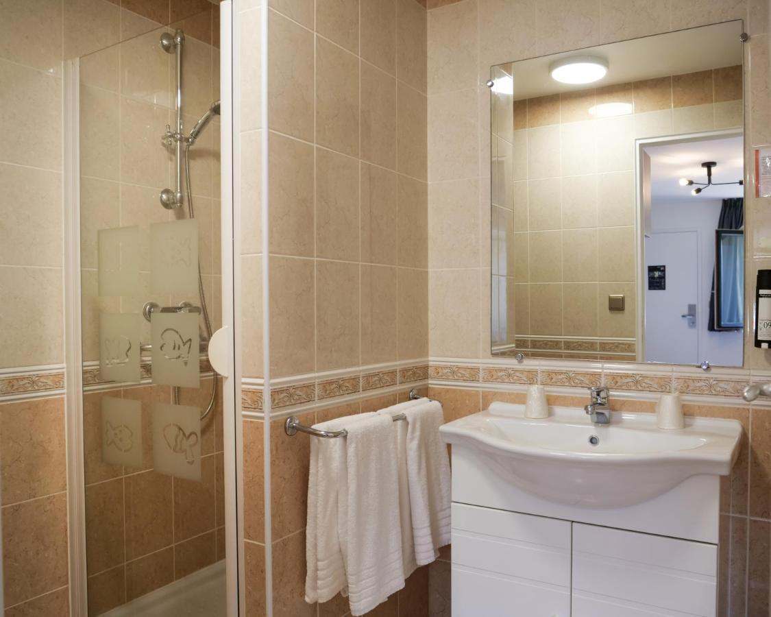 Motel 991 Viviers-du-Lac Екстериор снимка