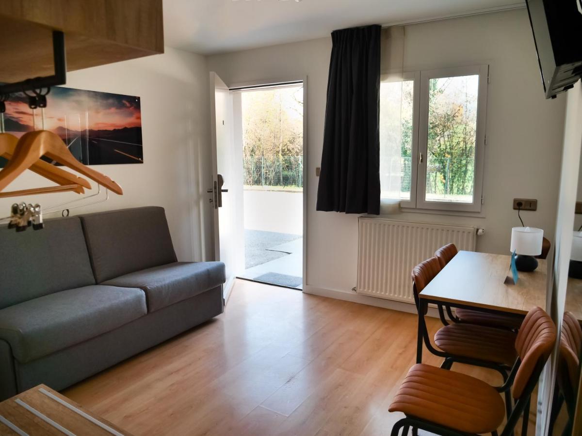Motel 991 Viviers-du-Lac Екстериор снимка